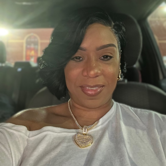 Meet your Posher, Erykah - Picture 6 of 9